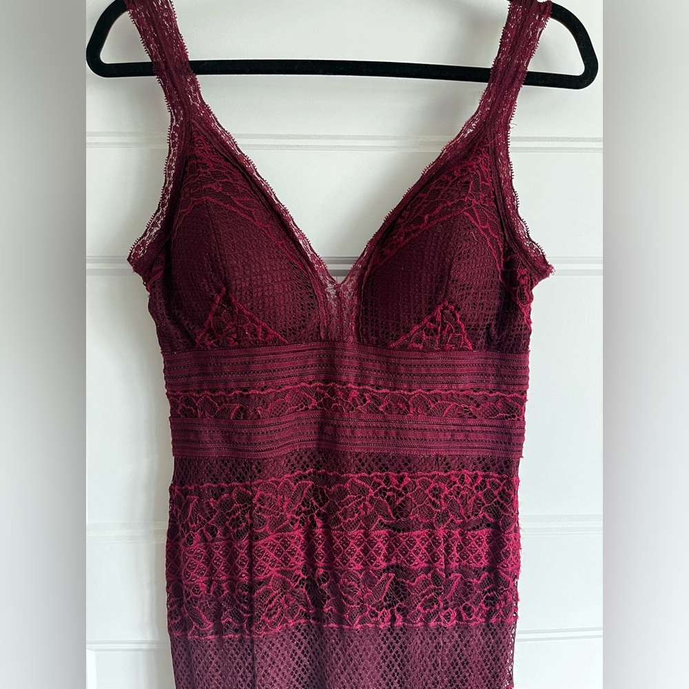 NWT Le Château Maxi Maroon Lace V-neck Dress